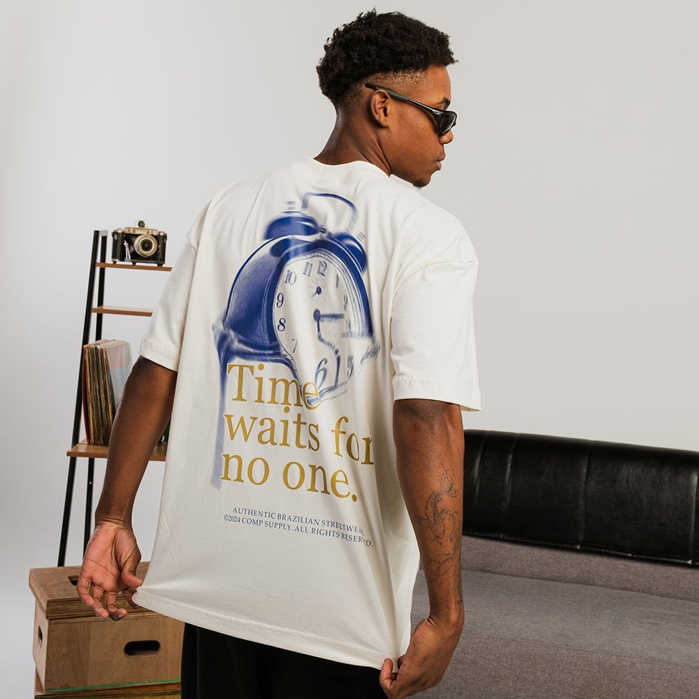 CAMISETA OVERSIZED - CLOCK