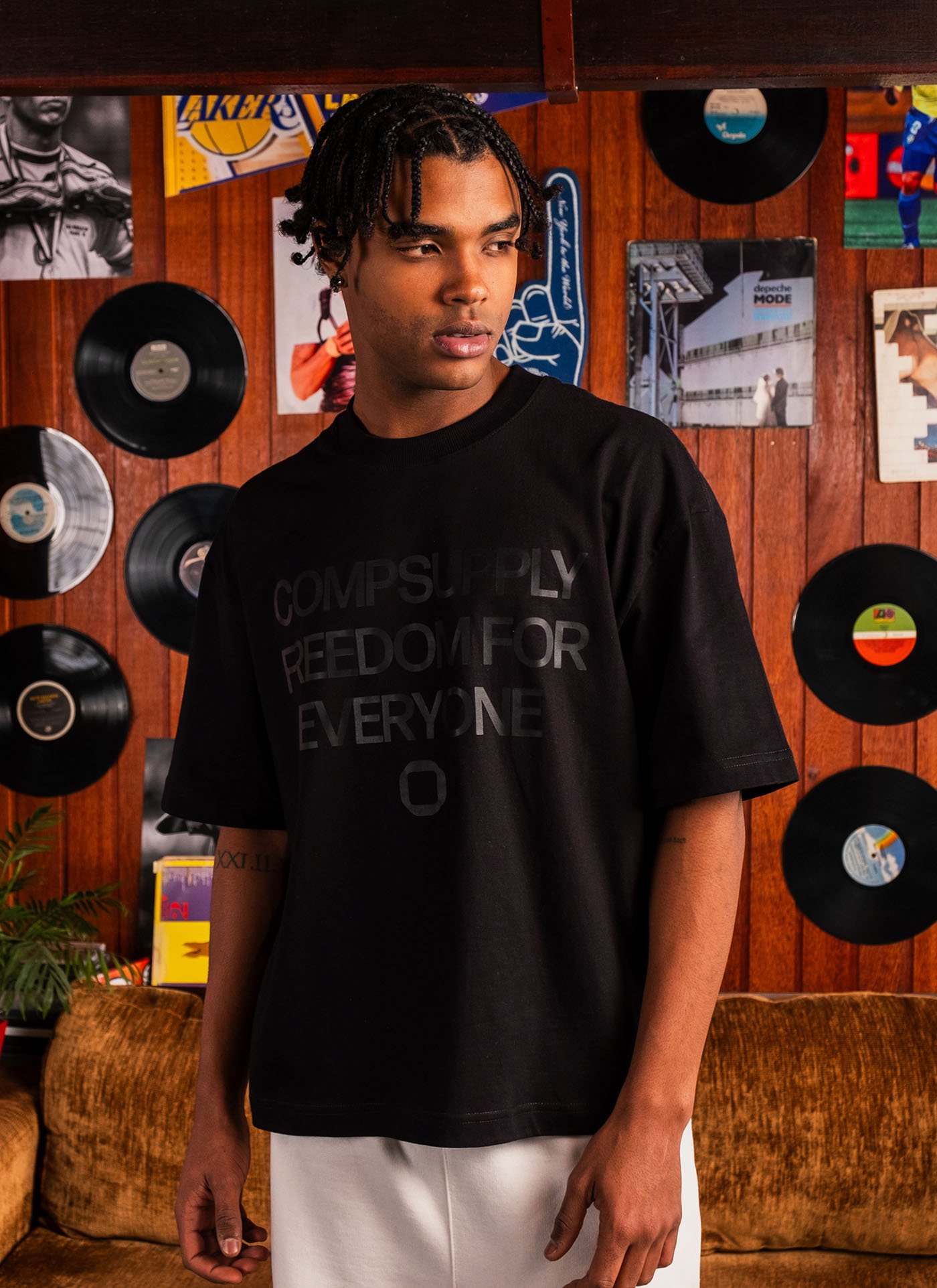 CAMISETA BOXY - MINIMAL