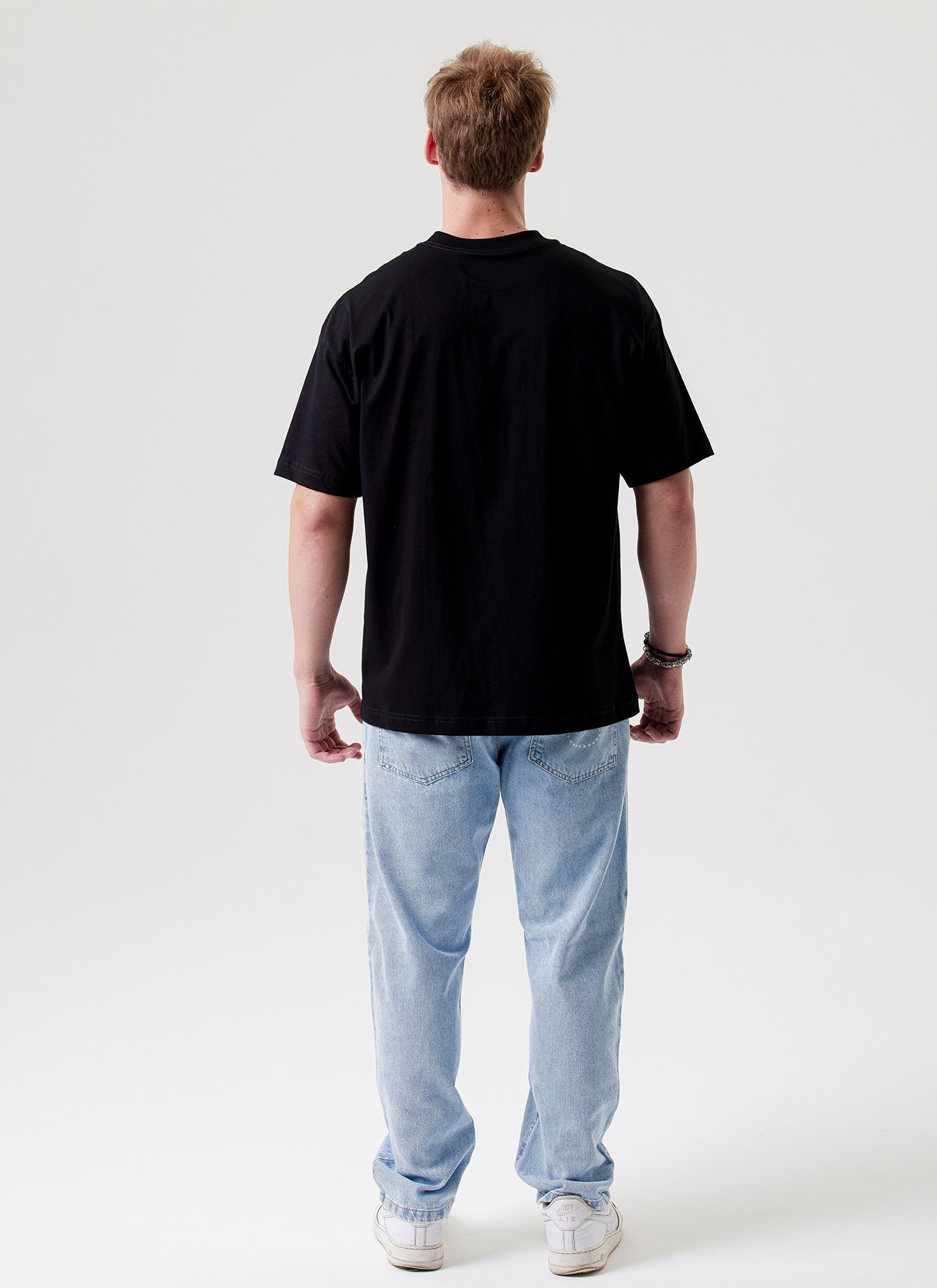 CAMISETA OVERSIZED - SOLUTION Preto